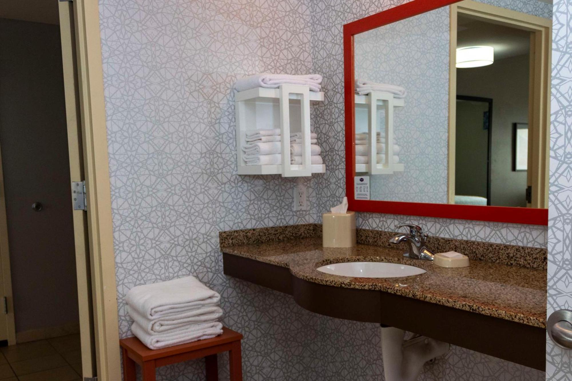 Hampton Inn & Suites Riverton Esterno foto
